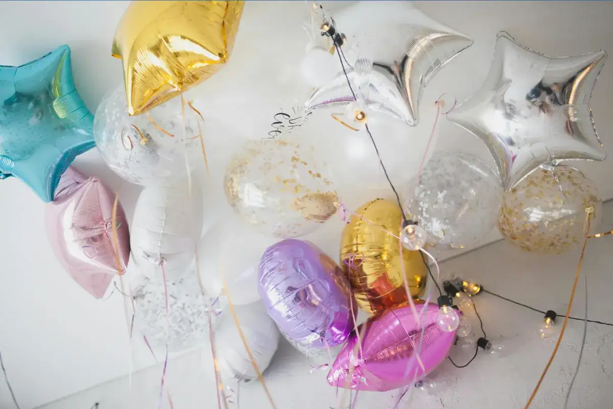 balony na słońcu pękają