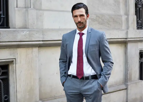 Jak ubrać się na komunię jako gość? Elegancki poradnik bez gaf!