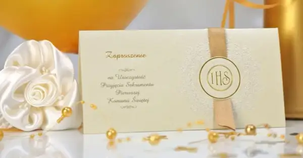 Jak stworzyć idealne zaproszenie na Komunię dla chrzestnych? Poradnik
